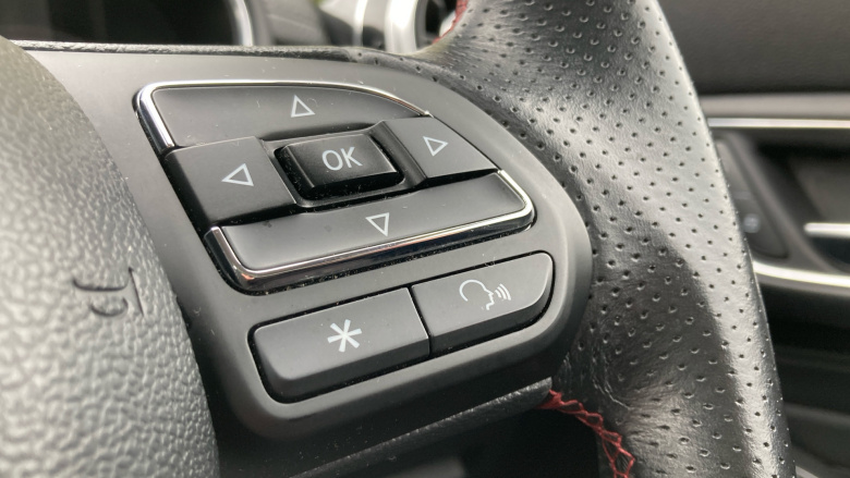 MG Hs 1.5 T-GDI Exclusive 5dr DCT Petrol Hatchback